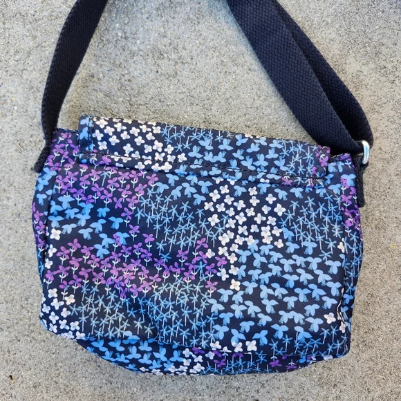 NWOT floral Kipling cross body bag/ purse/ satchel - Picture 3 of 8